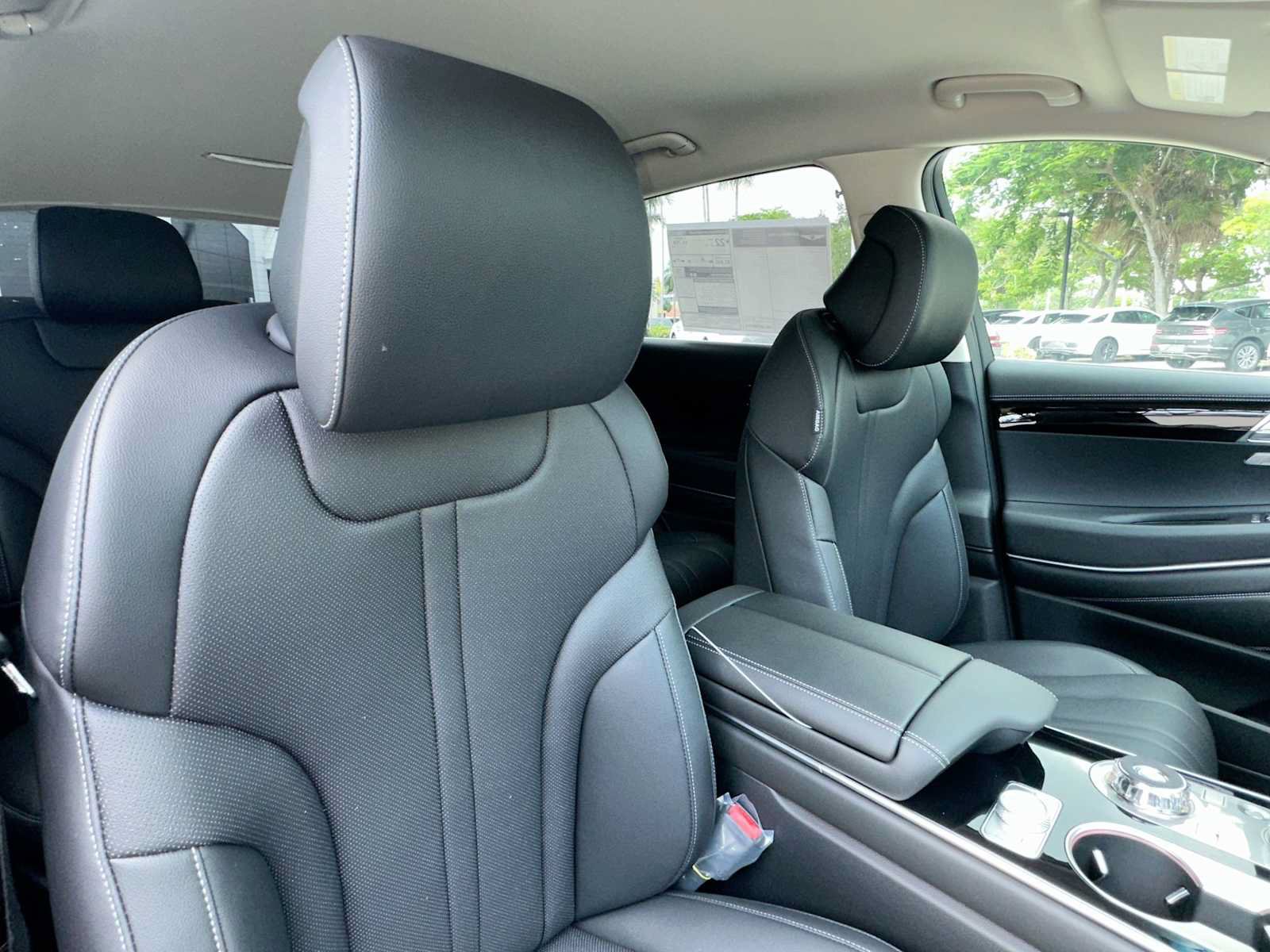 New 2026 Genesis GV80 2.5T RWD image 27