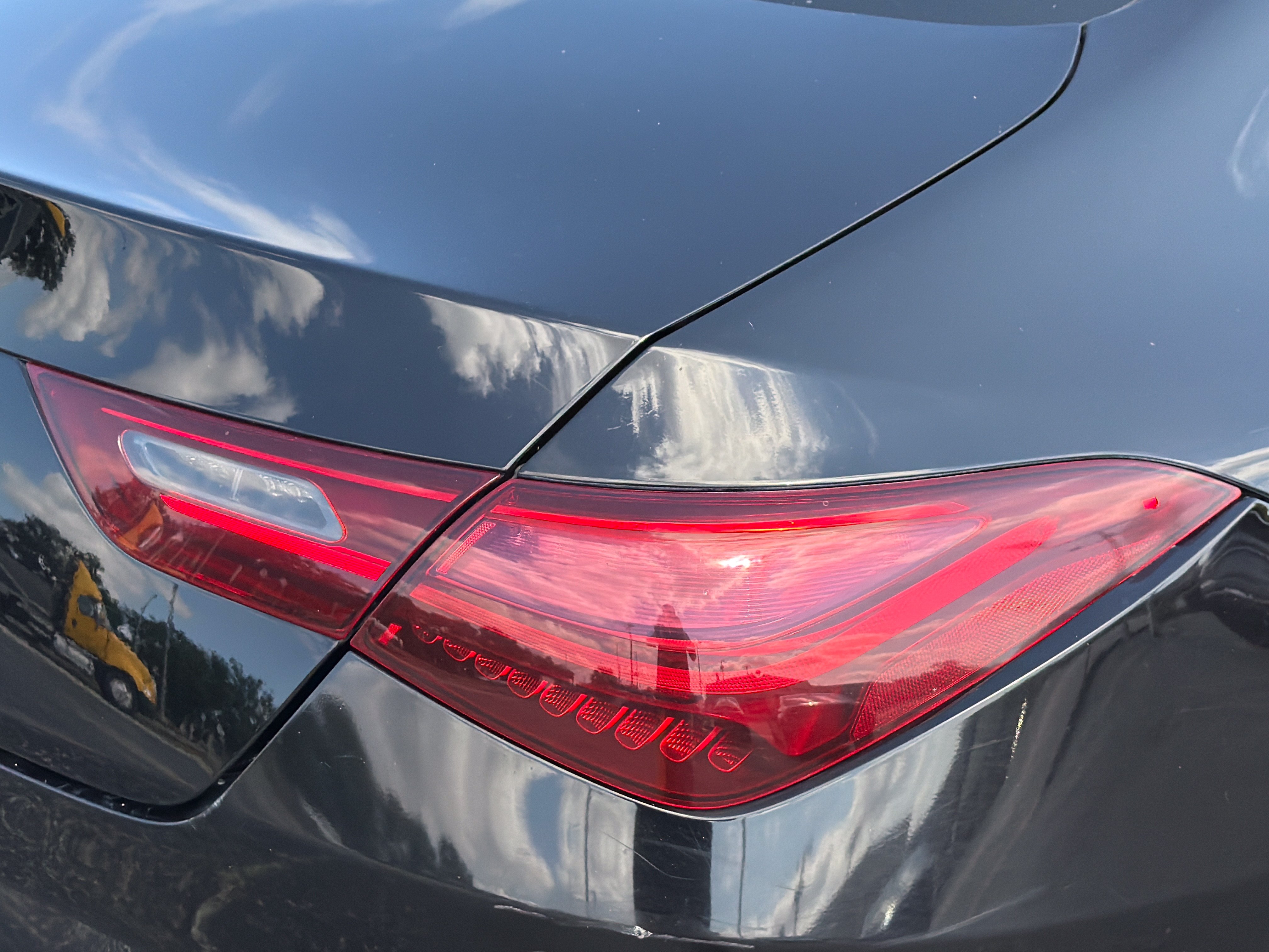 Used 2025 Mercedes-Benz CLA 250 image 11