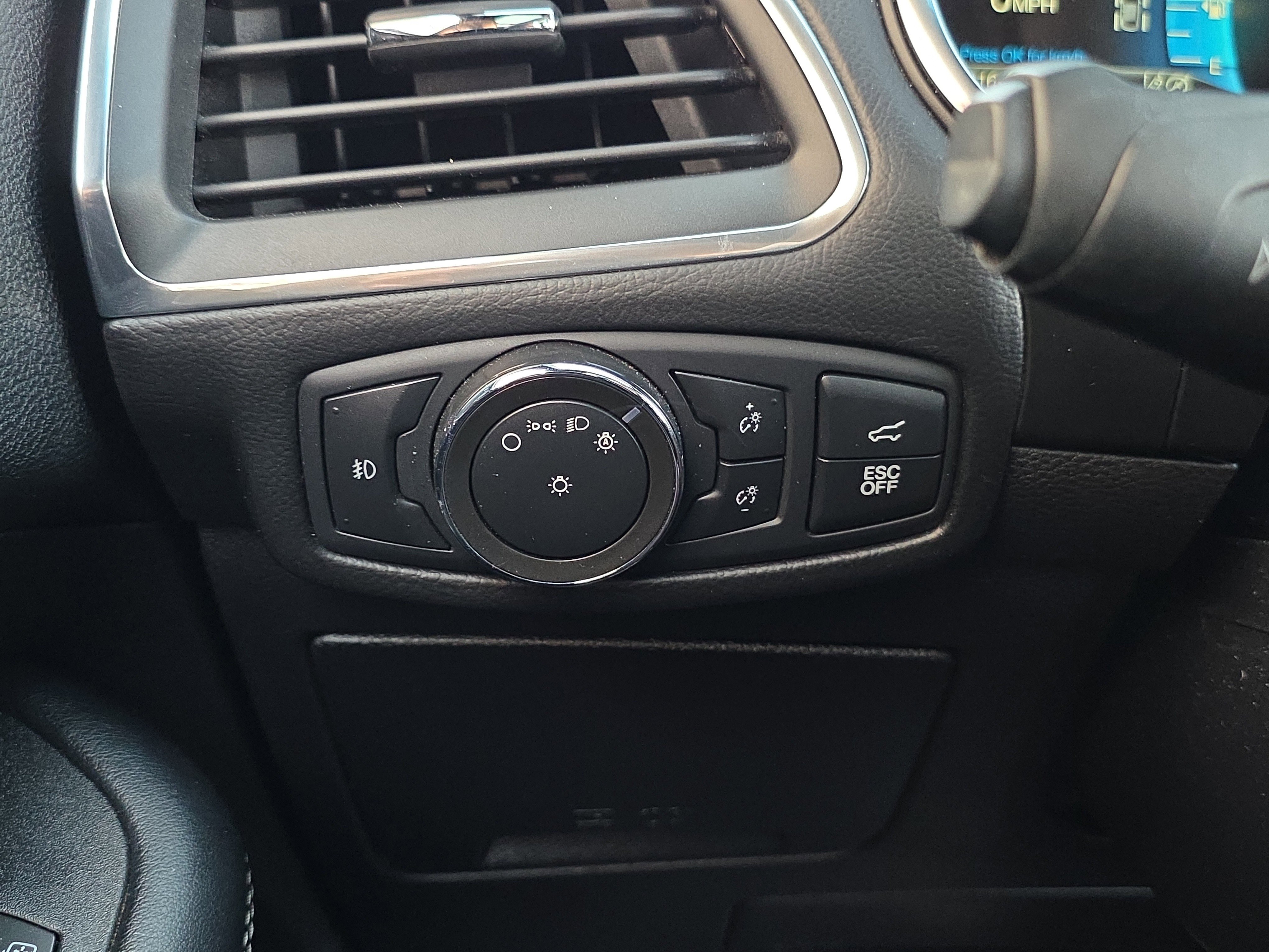 Used 2021 Ford Edge ST w/ Equipment Group 401A image 30