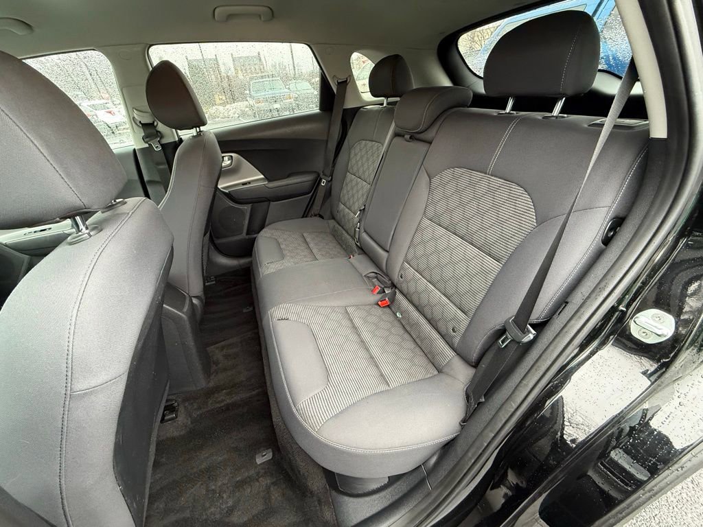 Used 2019 Kia Niro LX image 25