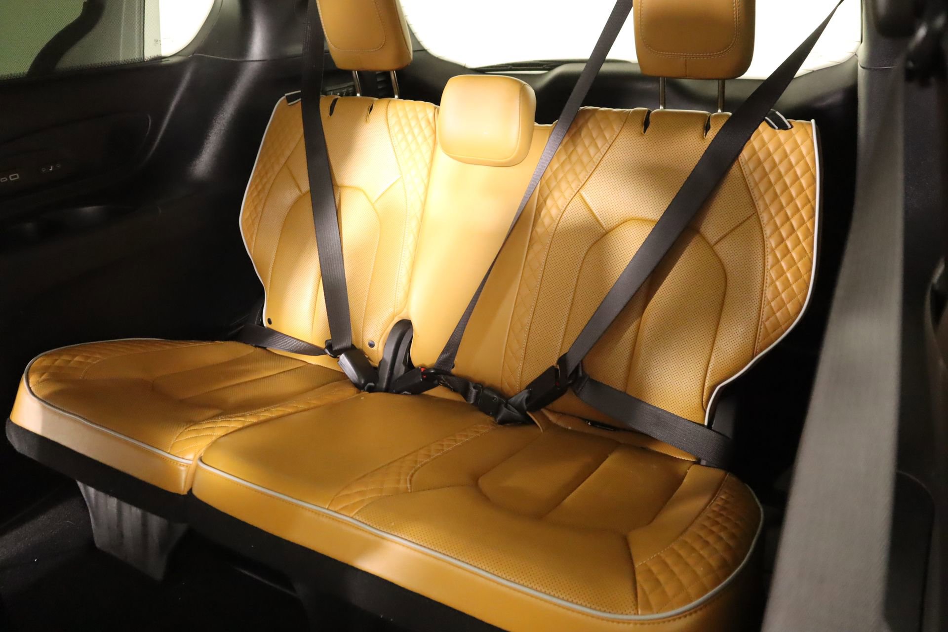 Used 2021 Chrysler Pacifica Pinnacle image 14