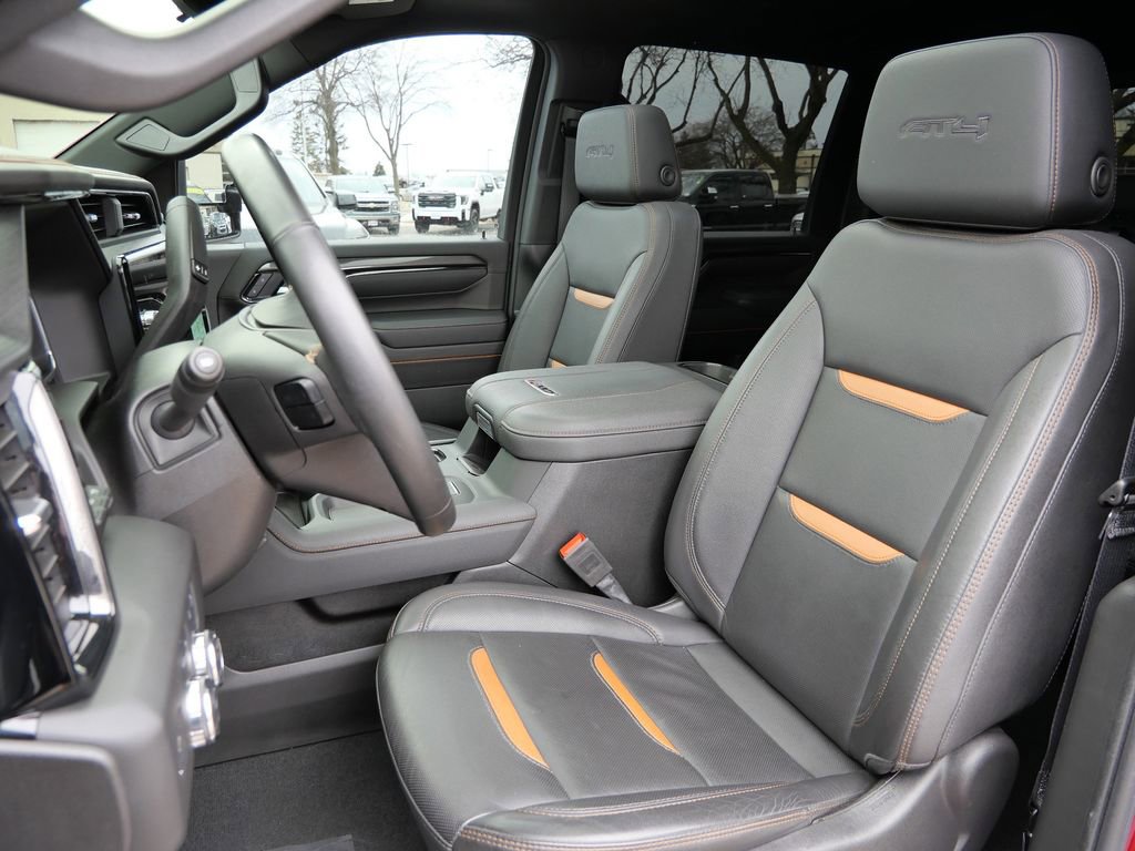 Used 2025 GMC Sierra 2500 AT4 w/ AT4 Premium Plus Package image 31