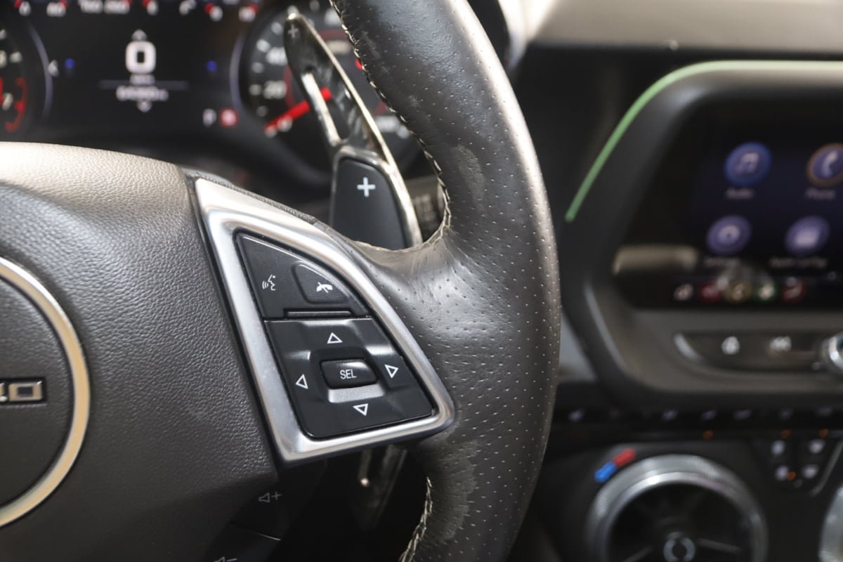 Used 2020 Chevrolet Camaro SS RWD image 40