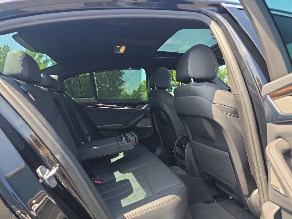 Used 2021 BMW 530i w/ Premium Package RWD image 50