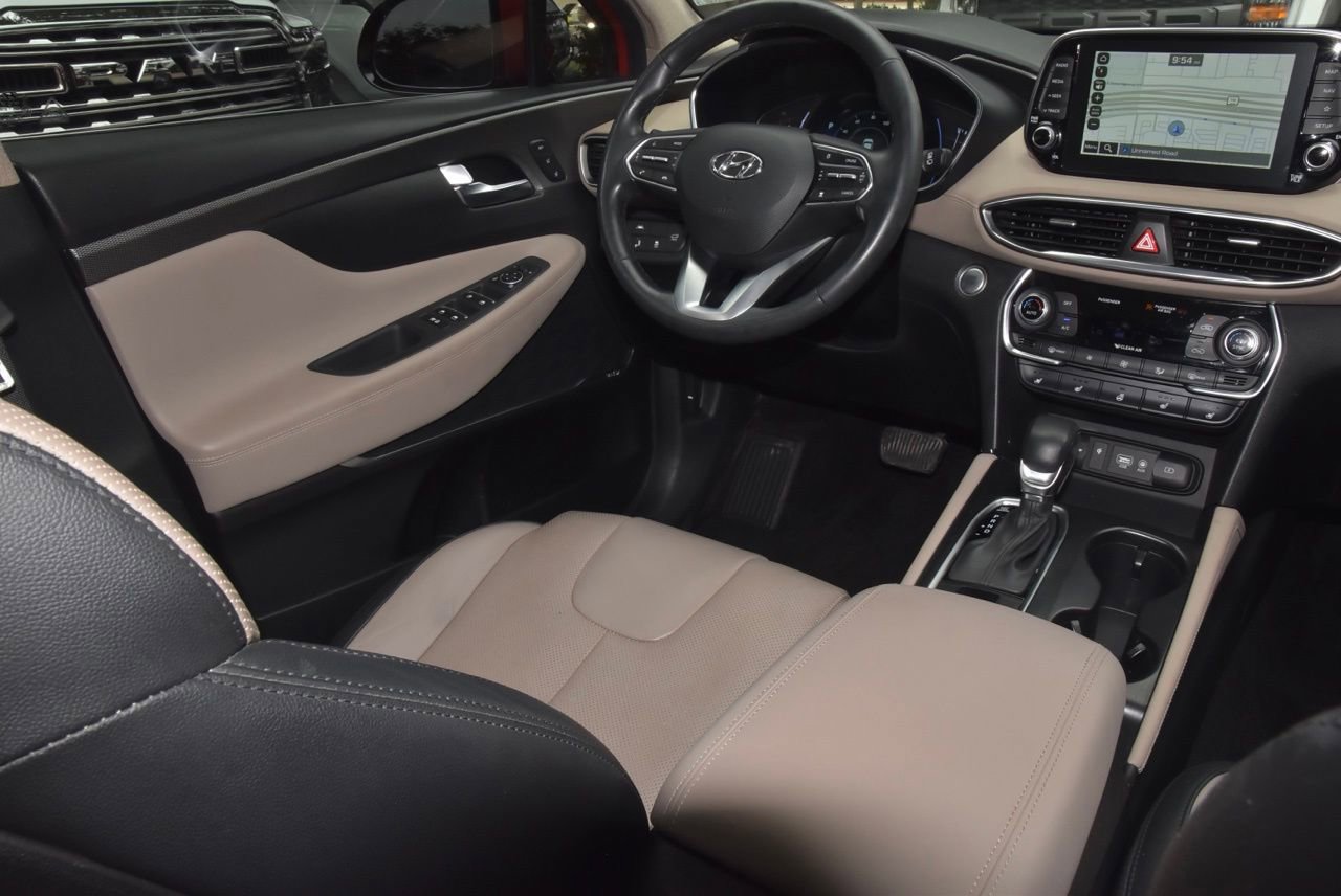 Used 2020 Hyundai Santa Fe Limited FWD image 15