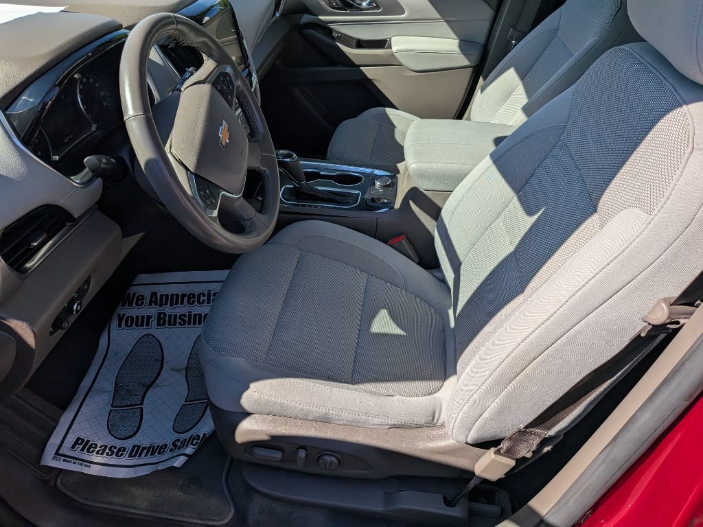 Used 2019 Chevrolet Traverse LT FWD image 19
