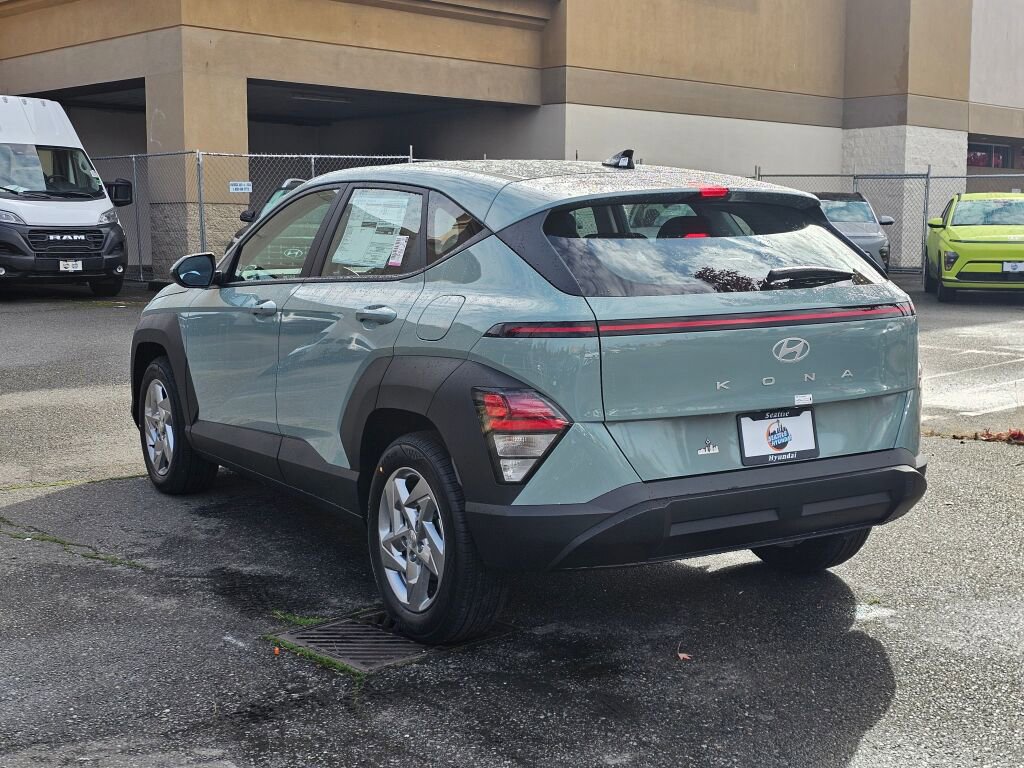 New 2026 Hyundai Kona SE image 5