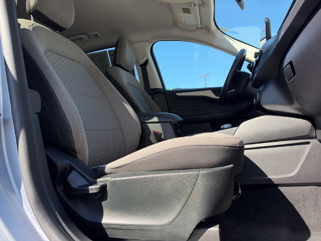 Used 2022 Ford Escape SE AWD/4WD image 10
