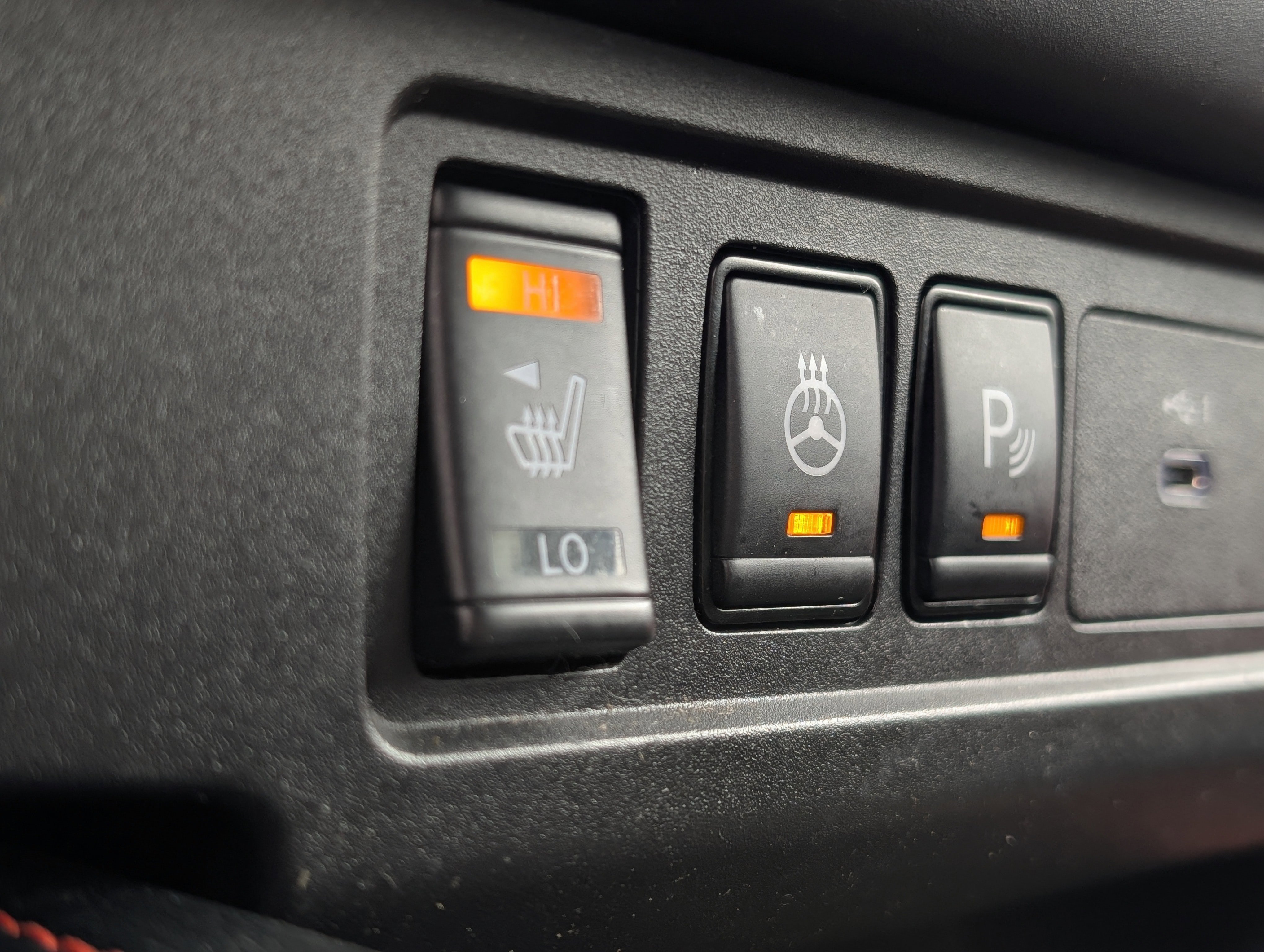 Used 2023 Nissan Frontier PRO-4X w/ Pro Convenience Package image 4