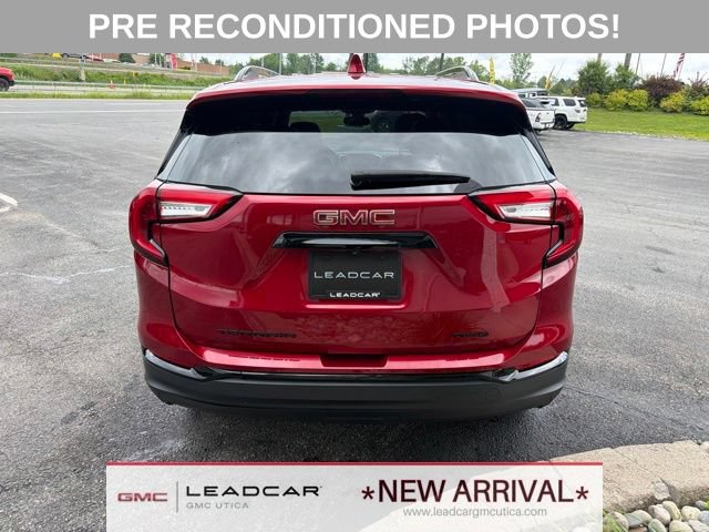 Used 2023 GMC Terrain SLT w/ Elevation Edition AWD/4WD image 4