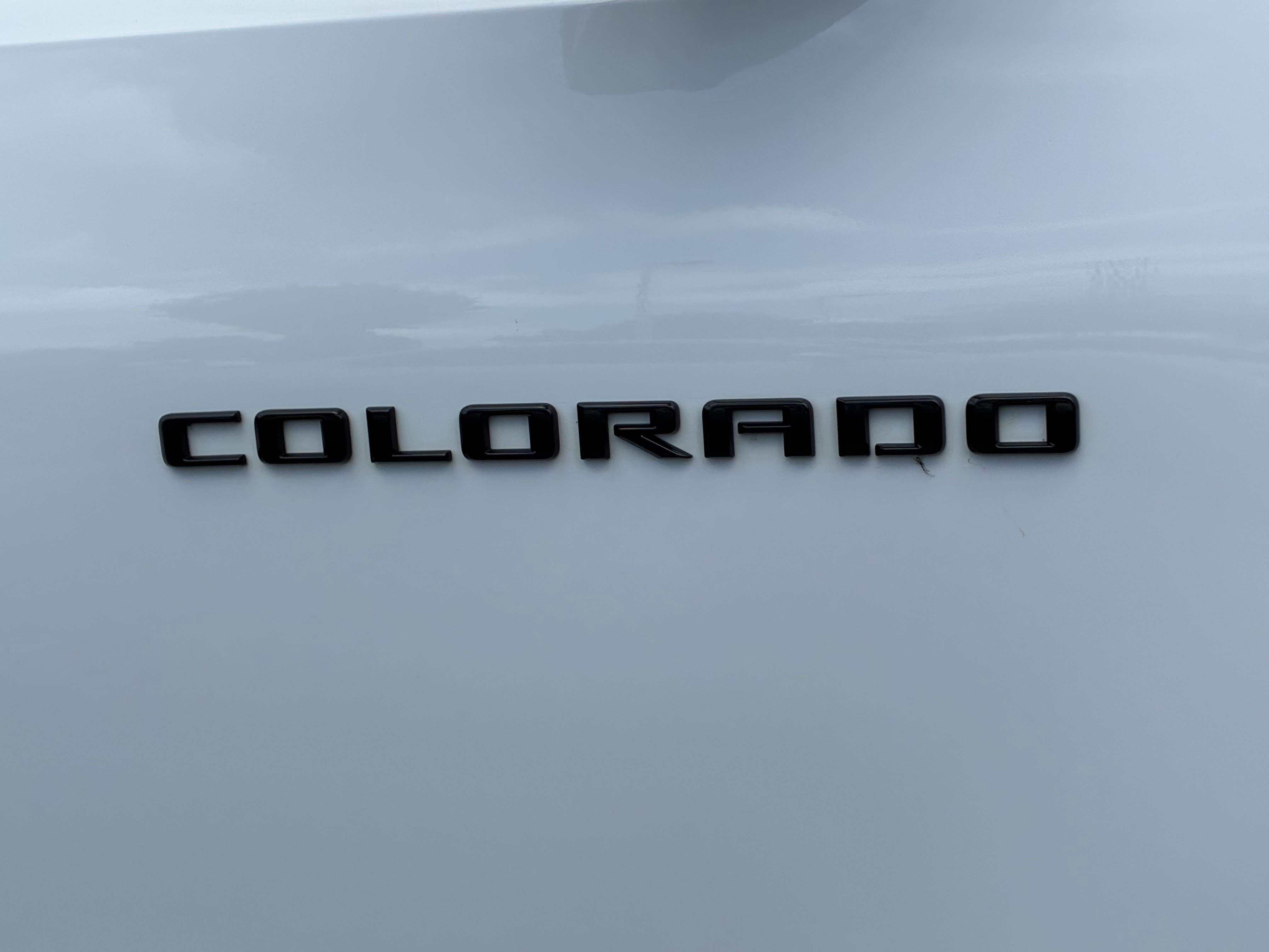 Used 2023 Chevrolet Colorado Trail Boss w/ Technology Package AWD/4WD image 7