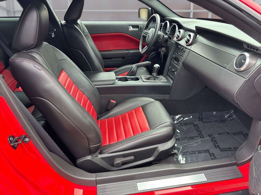 Used 2007 Ford Mustang Shelby GT500 RWD image 16