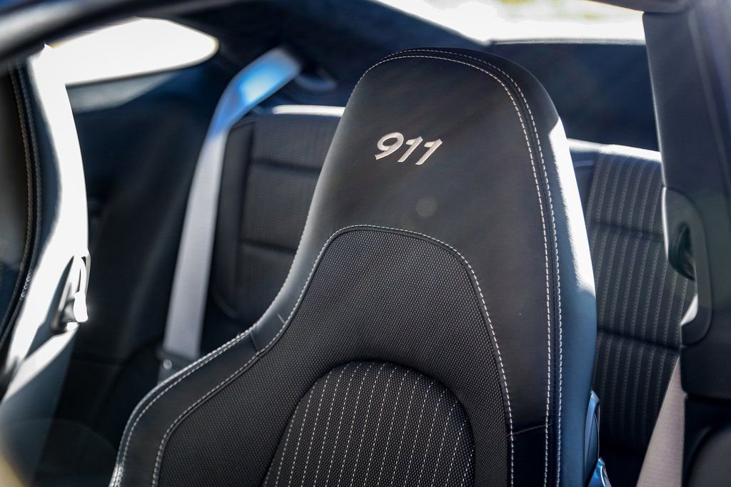 Used 2018 Porsche 911 Carrera T image 29