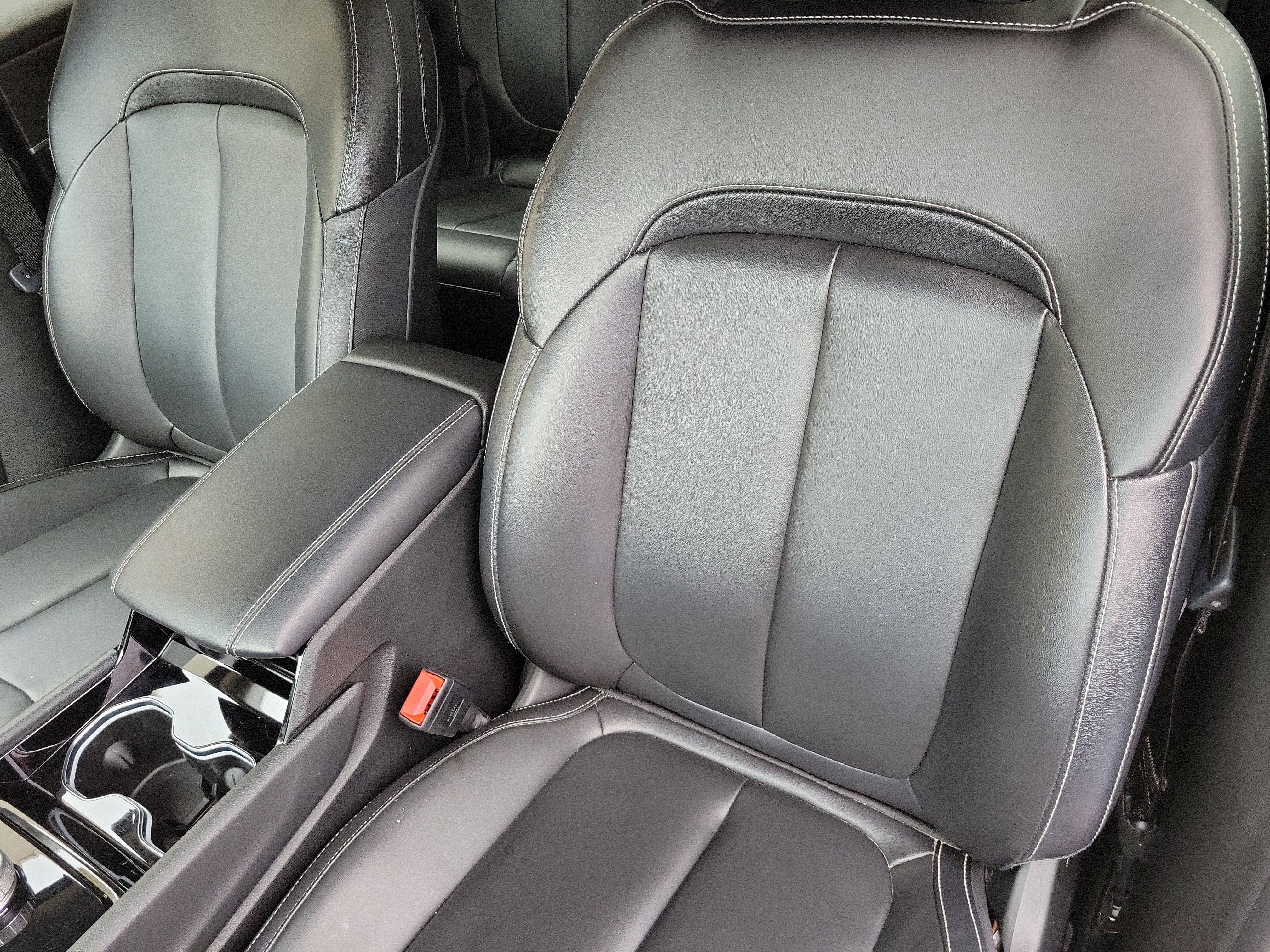 Used 2023 Jeep Grand Cherokee L Limited image 11