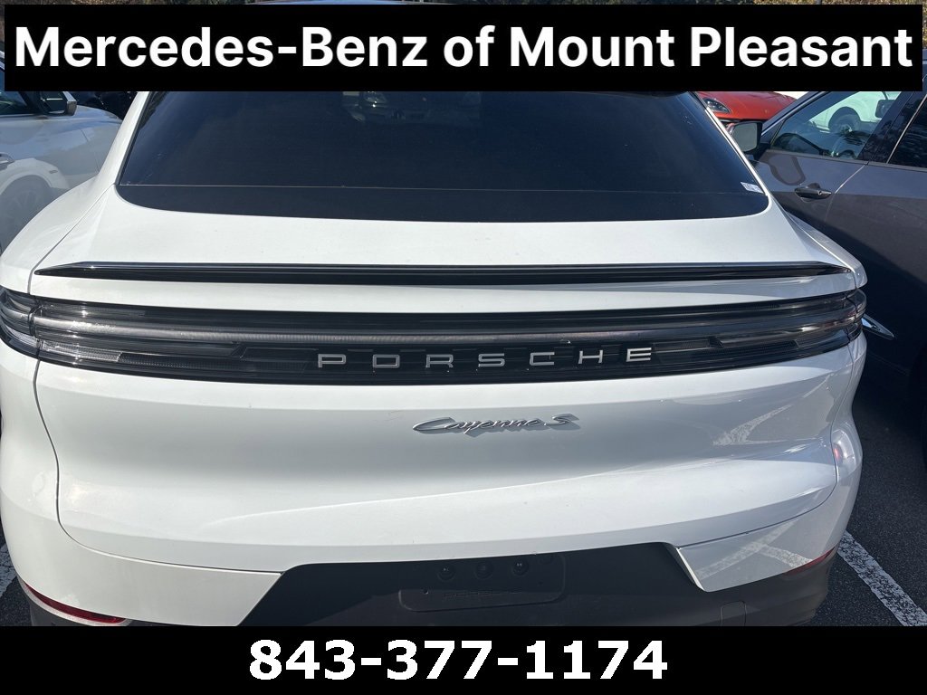 Used 2024 Porsche Cayenne S image 4