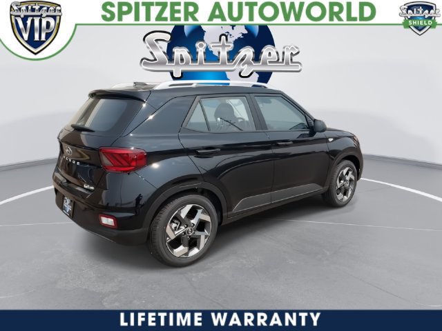 New 2026 Hyundai Venue SEL FWD image 14