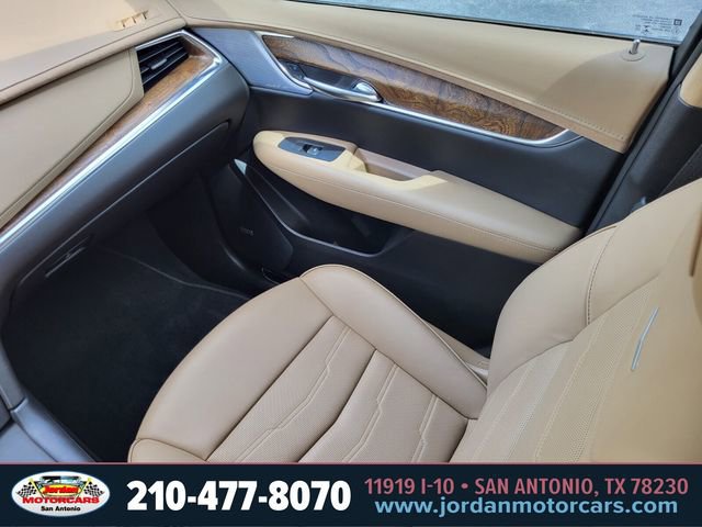 Used 2022 Cadillac XT5 Premium Luxury w/ Platinum Package image 15