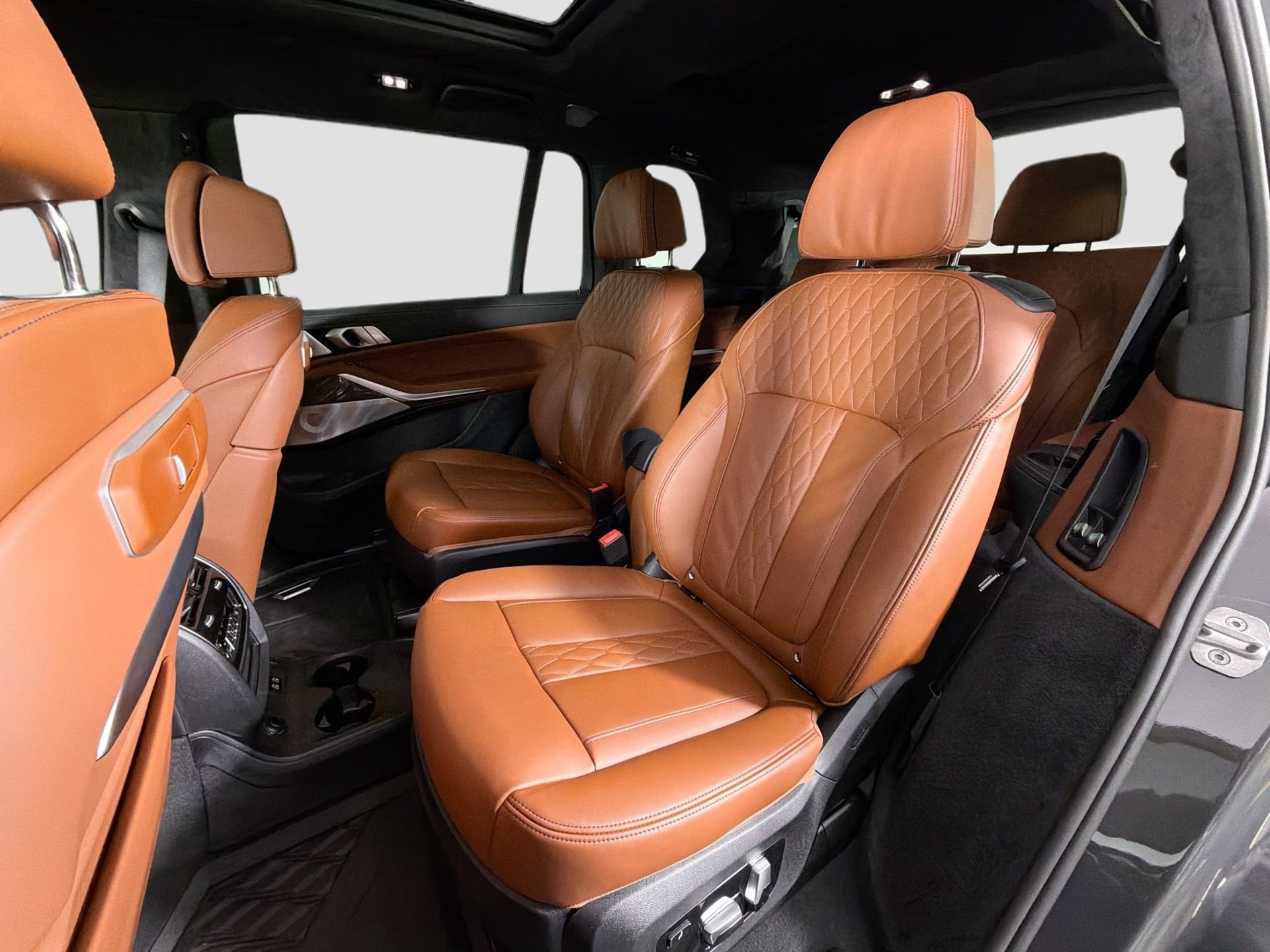 Certified 2026 BMW X7 M60i image 26