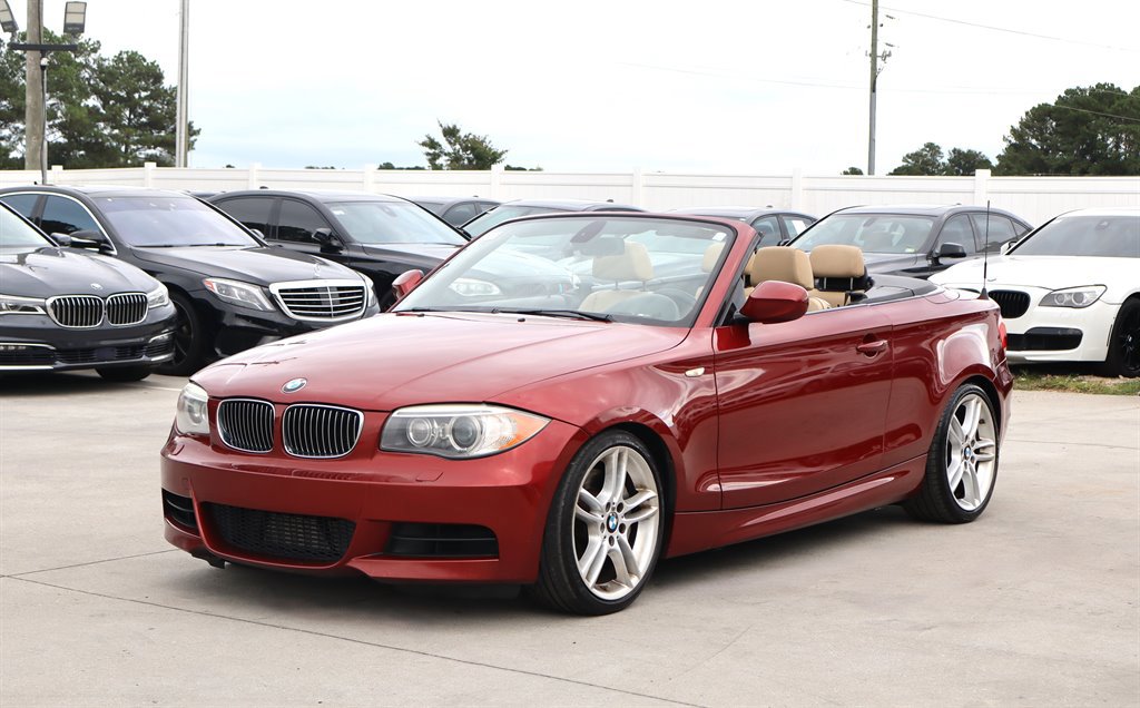 Used 2012 BMW 135i Convertible image 4