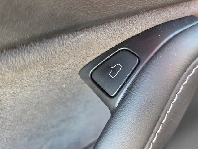 Used 2024 Tesla Model Y Long Range image 33