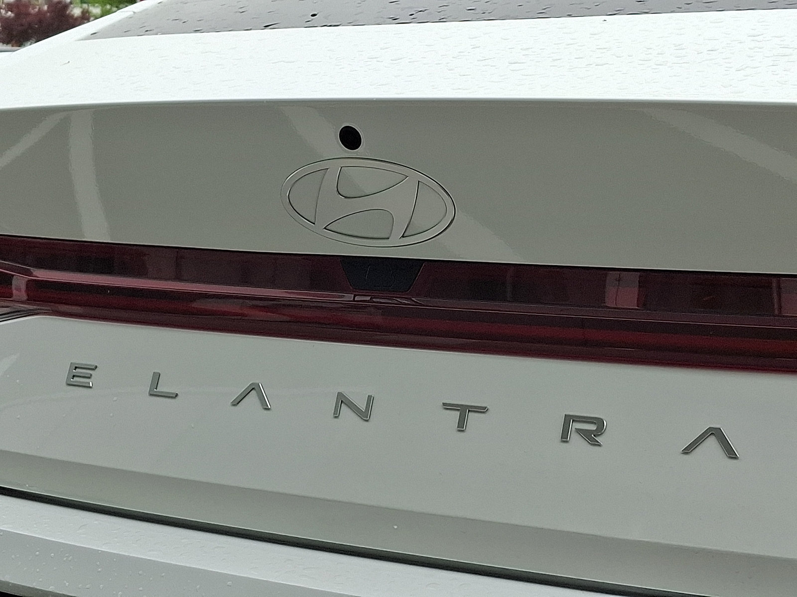New 2026 Hyundai Elantra Hybrid FWD image 11