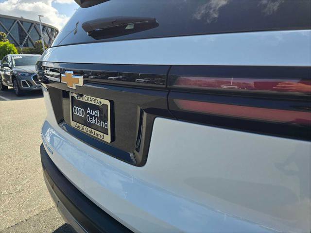 Used 2025 Chevrolet Traverse LT AWD/4WD image 15