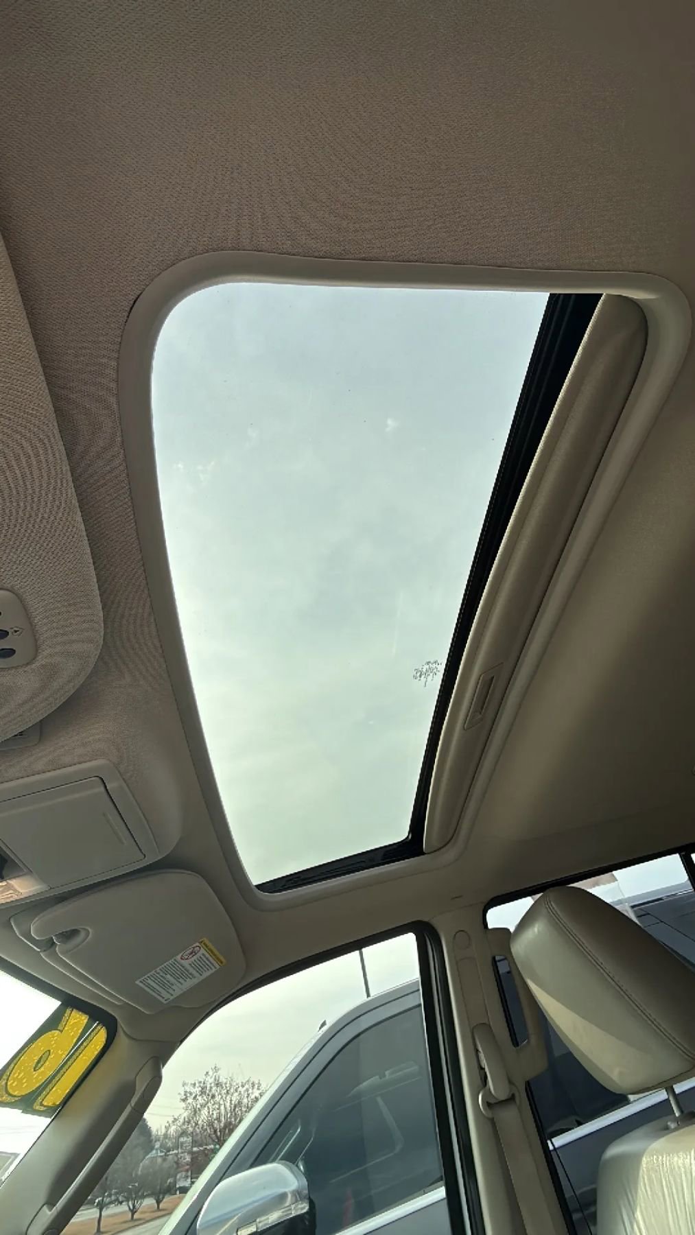 Used 2016 Lincoln Navigator Select image 49