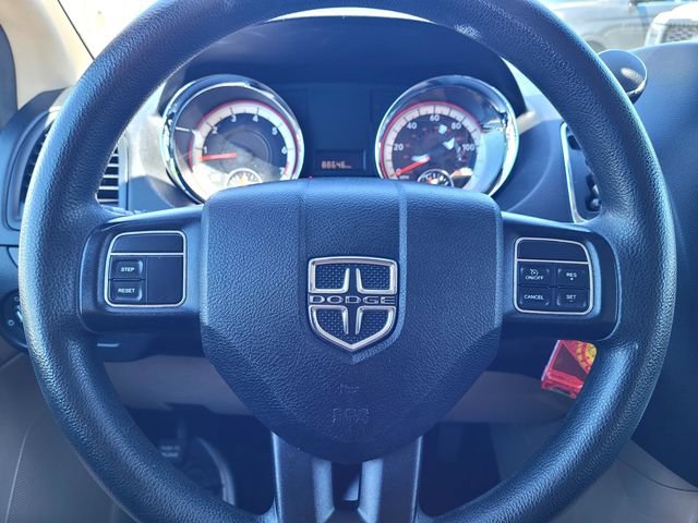 Used 2015 Dodge Grand Caravan American Value Package FWD image 25