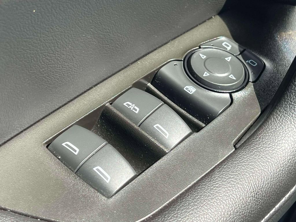 Used 2023 Chevrolet Blazer LT w/ Convenience Package AWD/4WD image 18