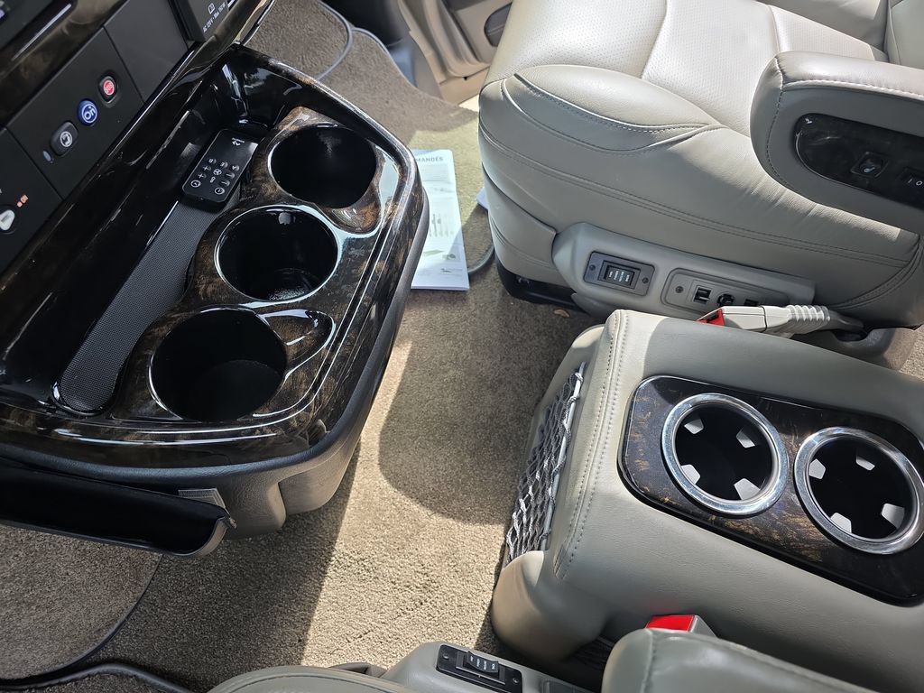 Used 2022 GMC Savana 2500 w/ Enhanced Convenience Package RWD image 23