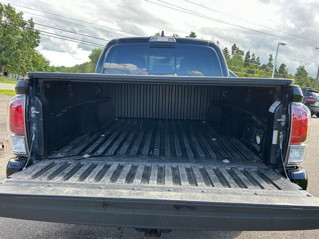 Used 2022 Toyota Tacoma 4x4 Double Cab image 26