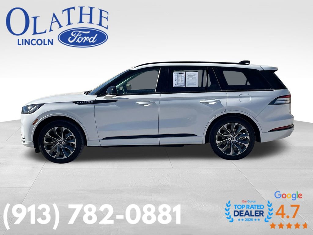 Used 2025 Lincoln Aviator Premiere w/ Jet Appearance Package image 2