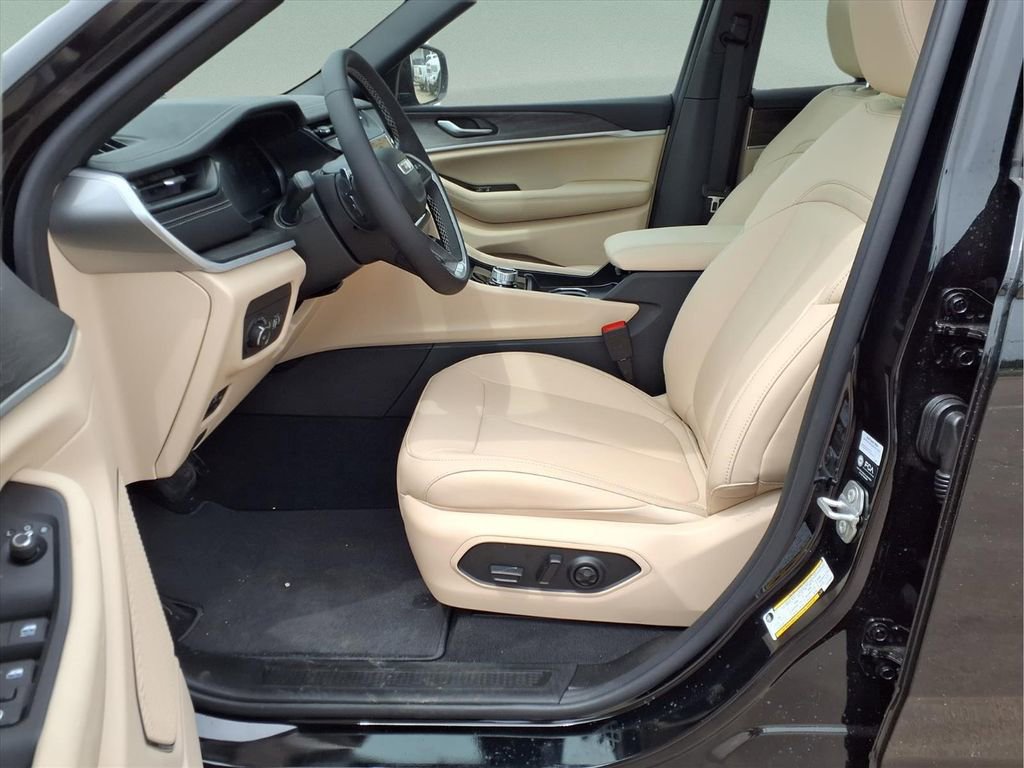 New 2026 Jeep Grand Cherokee Limited AWD/4WD image 22