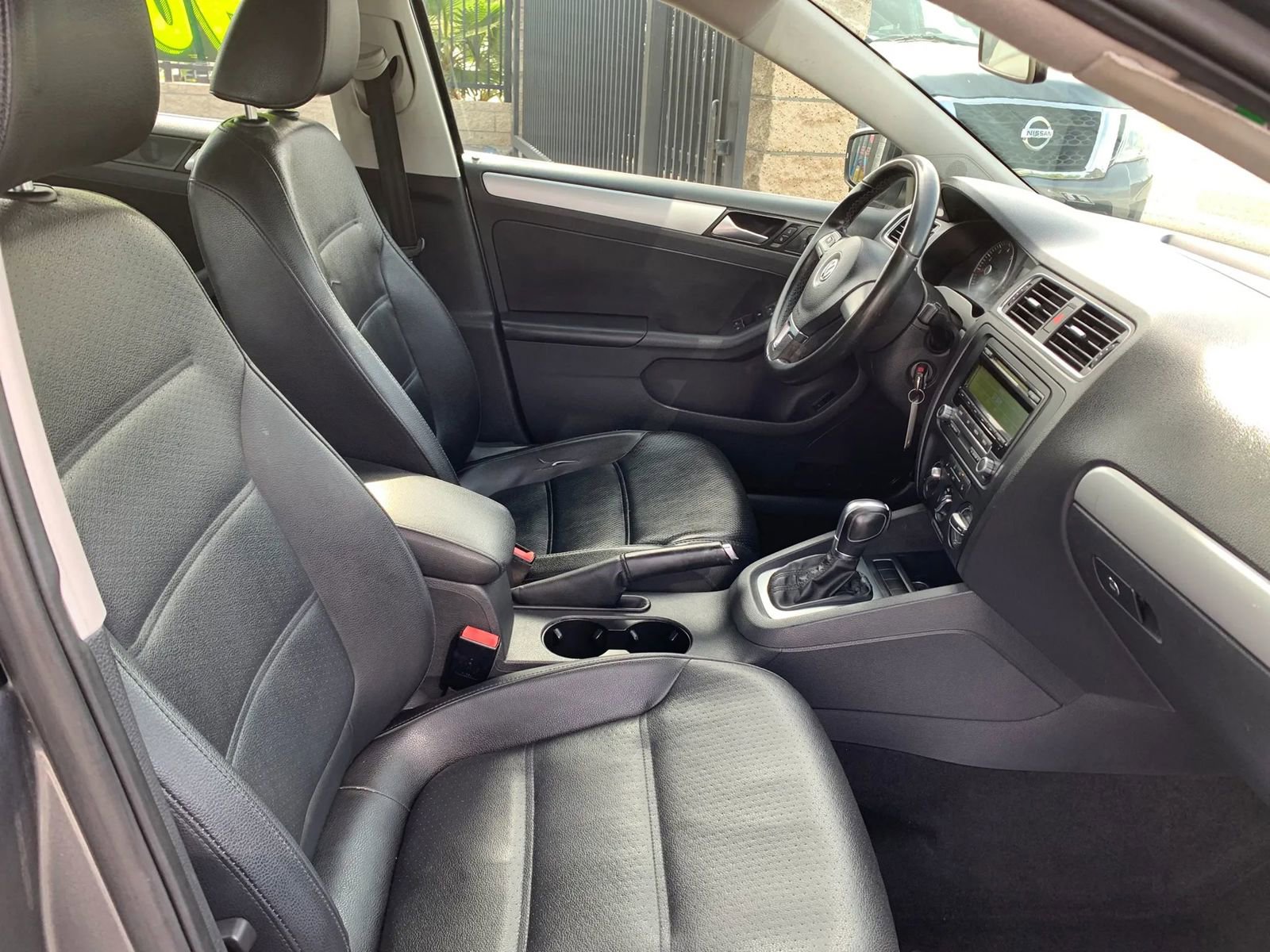 Used 2013 Volkswagen Jetta SE FWD image 13