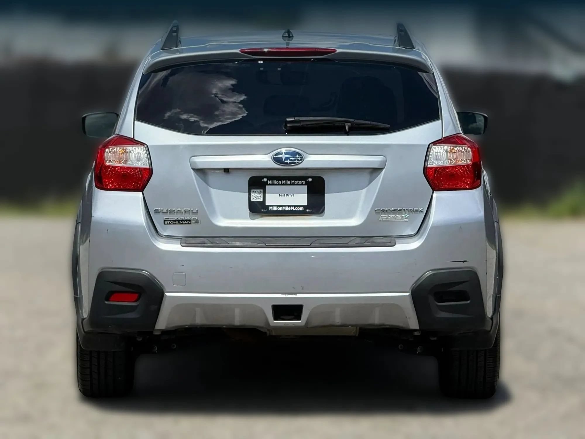 Used 2017 Subaru Crosstrek 2.0i Premium w/ Popular Package #1 AWD/4WD image 4
