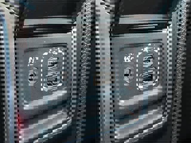 Used 2019 Jeep Wrangler Sport image 28