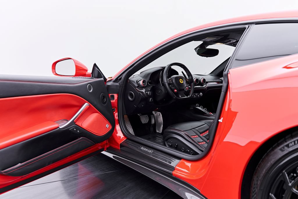 Used 2016 Ferrari F12 Berlinetta RWD image 52