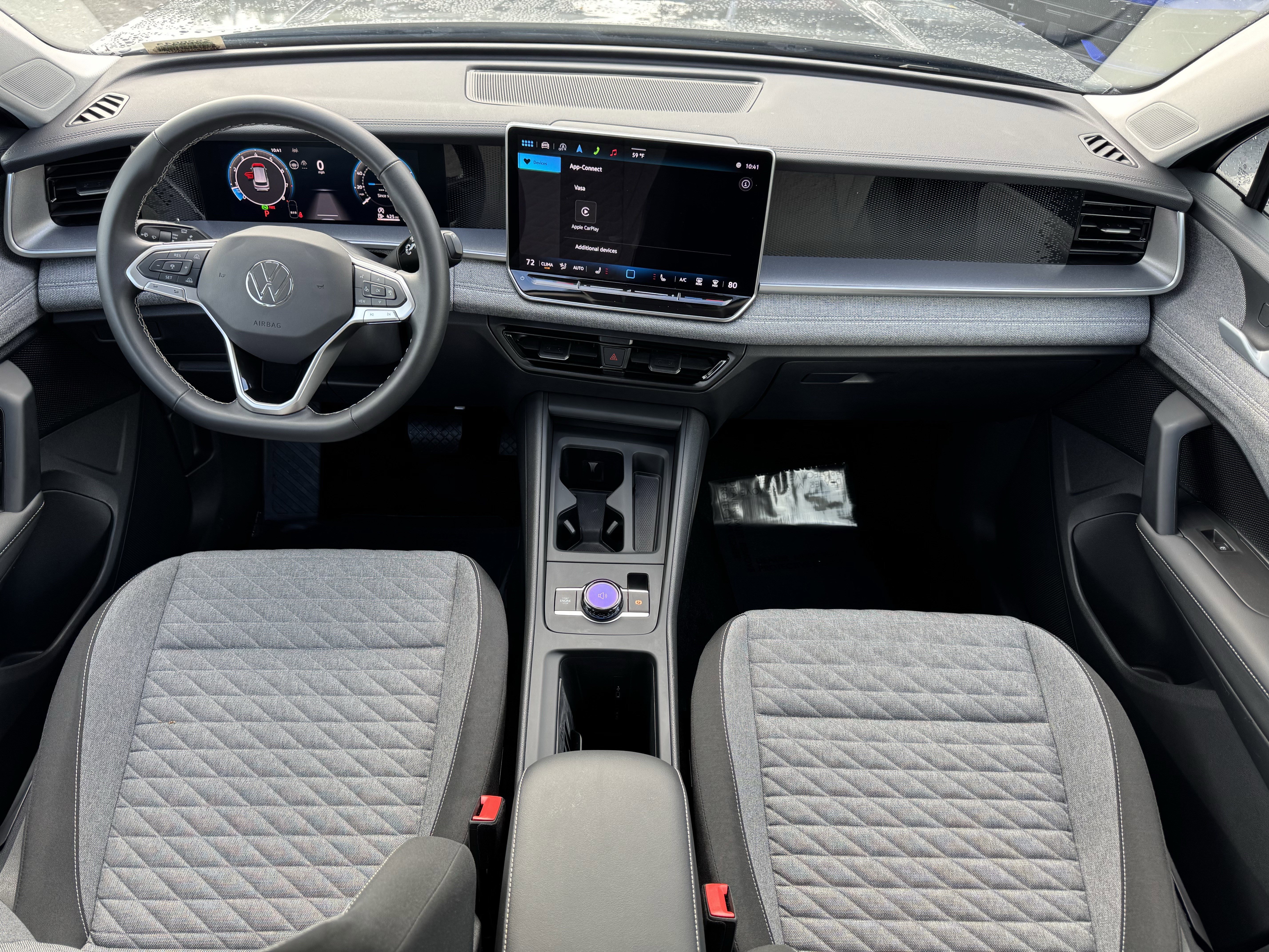 Used 2025 Volkswagen Tiguan S image 32