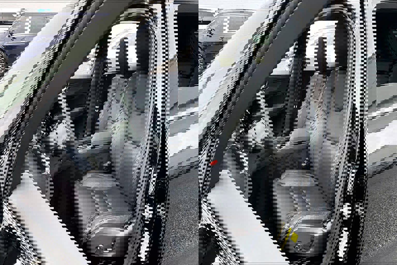 Used 2024 Volvo XC60 T8 Ultimate image 7