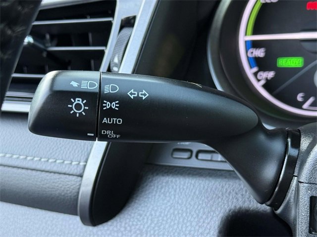 Used 2024 Toyota Camry SE w/ Convenience Package image 21