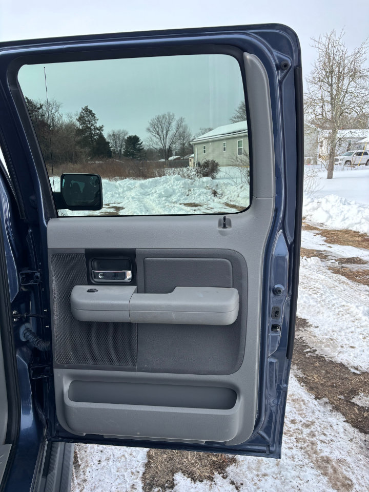 Used 2006 Ford F150 XLT image 24