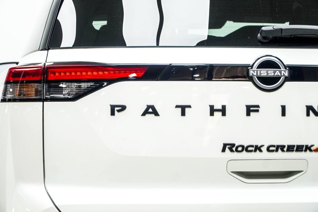 Used 2024 Nissan Pathfinder Rock Creek AWD/4WD image 14