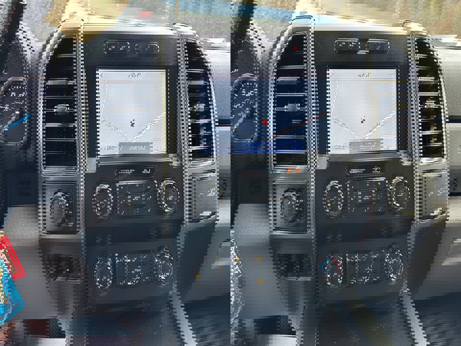 Used 2021 Ford F550 4x4 SuperCab Super Duty w/ XLT Value Package image 14