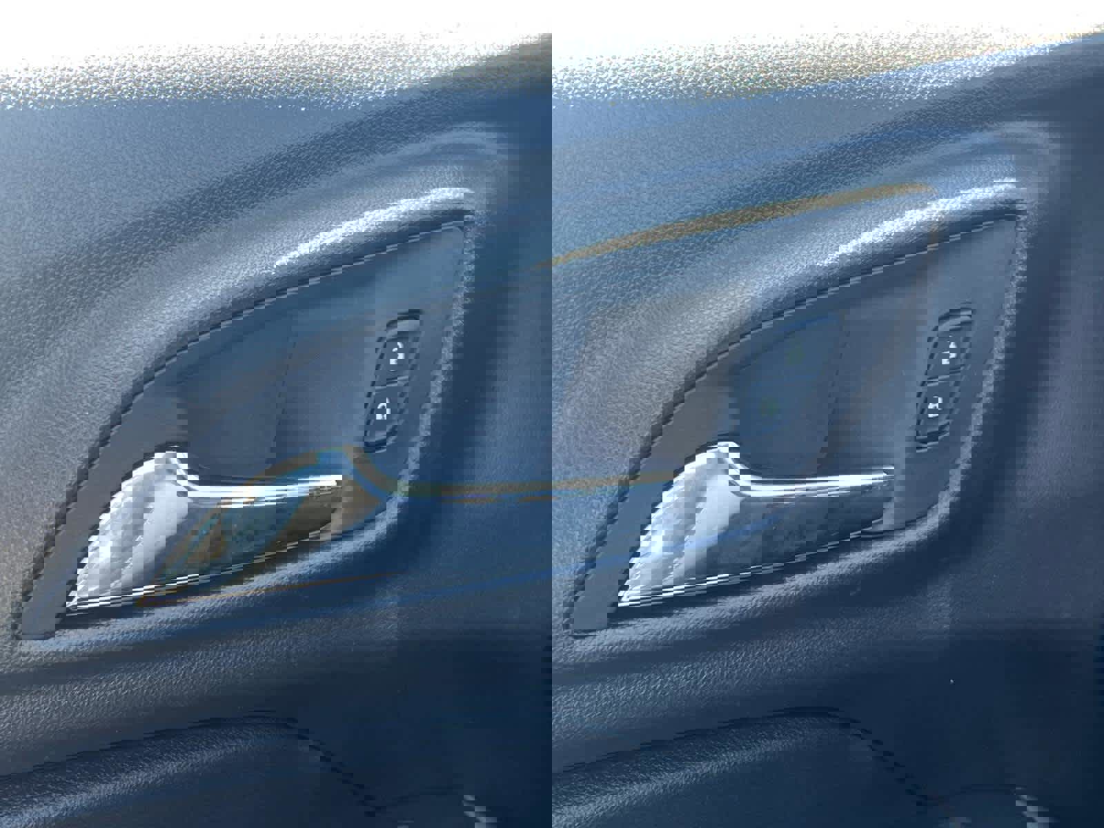 Certified 2024 Chevrolet Trax LS w/ LS Convenience Package image 23