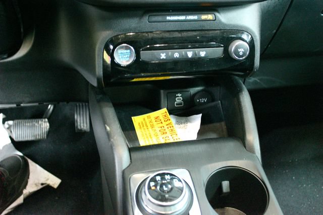 Used 2025 Ford Escape Platinum AWD/4WD image 19