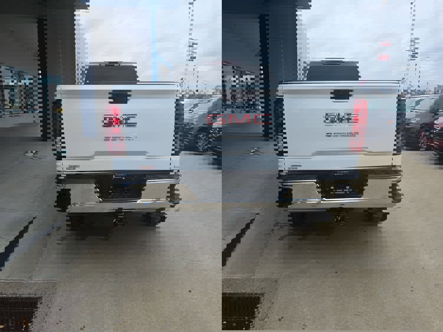 Used 2024 GMC Sierra 2500 Pro image 9