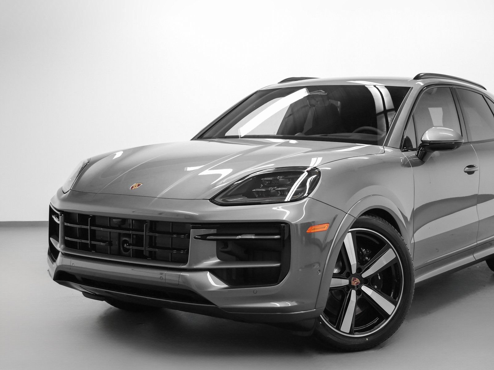 New 2026 Porsche Cayenne GTS AWD/4WD image 7