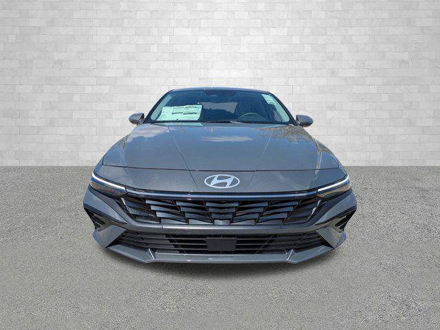 New 2026 Hyundai Elantra Limited FWD image 6