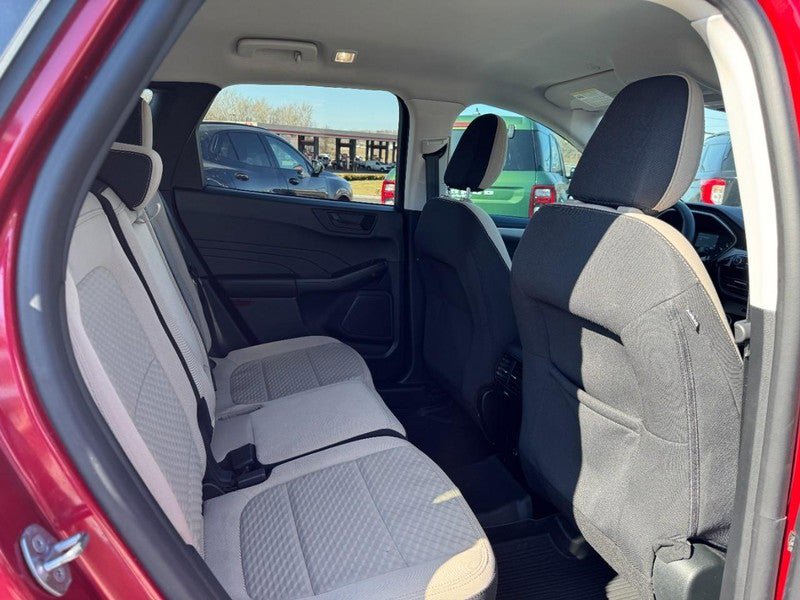 Used 2022 Ford Escape SE w/ Convenience Package image 10