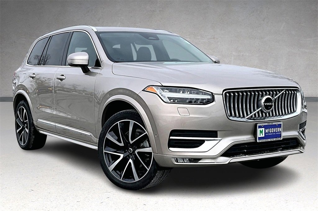 Used 2023 Volvo XC90 B6 Plus w/ Protection Package Premier image 3